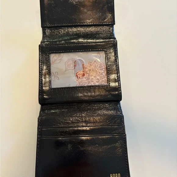 HOBO Gari Women’s Black Leather Trifold Wallet with Kiss Lock - Picture 6 of 9